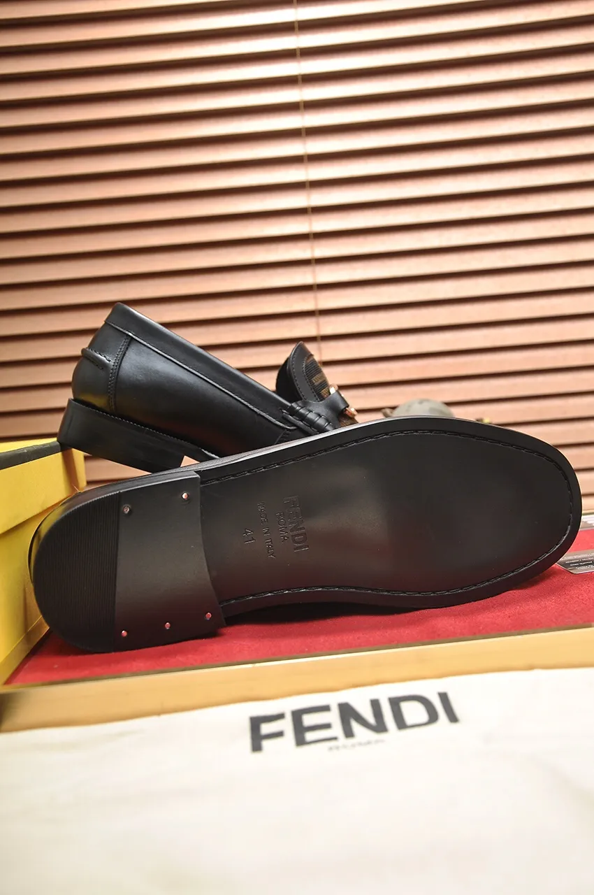 Men's shoes💰560💶[FENDI] The latest high-end men's shoes in Hong Kong! Original quality. The upper is made of imported cowhide material and cowhide lining! Super comfortable on the foot, original wear-resistant outsole, luxurious, fashionable, casual and versatile! Size: 38-45 (45 customized)